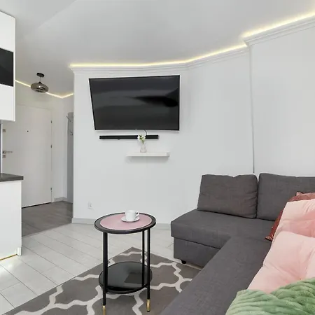 Apartamento Cosy With Parking & Balcony By Renters Sopot