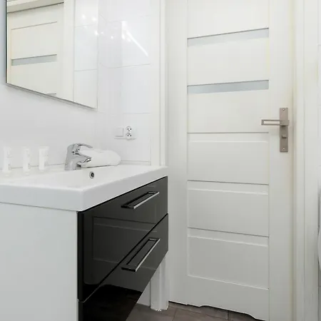 Cosy With Parking & Balcony By Renters Apartamento Sopot